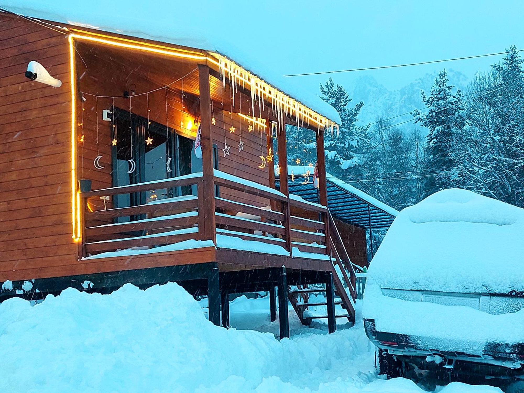 Guesthouse And Cottage Nicolo 카즈베기 외부 사진