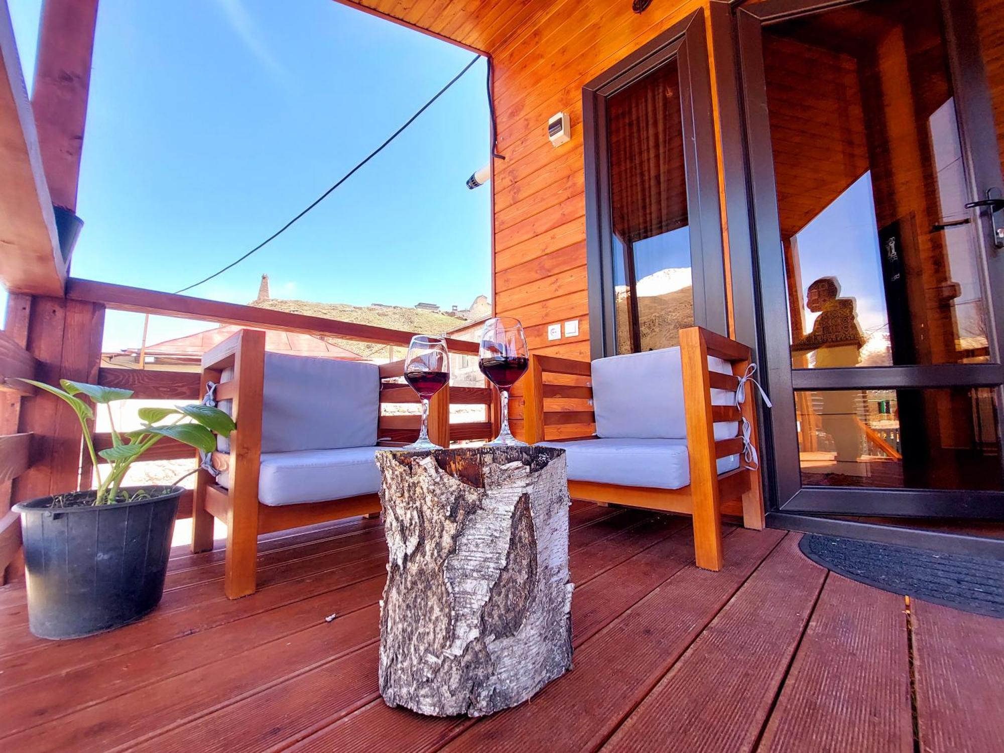Guesthouse And Cottage Nicolo 카즈베기 객실 사진
