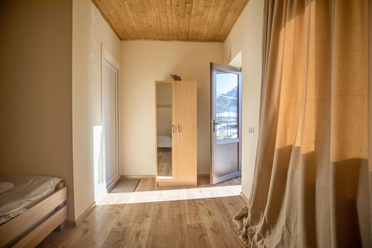 Guesthouse And Cottage Nicolo 카즈베기 외부 사진